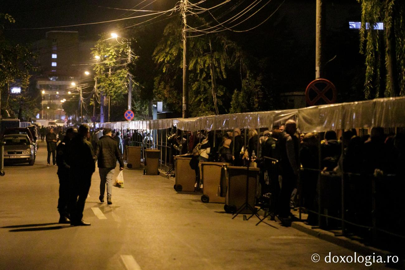 (Foto) Pelerinii – cei mai frumoși rugători către Dumnezeu și Sfinții Săi, 2019